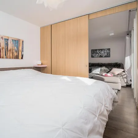 C Du Verdon 109 - 2p5 דירה